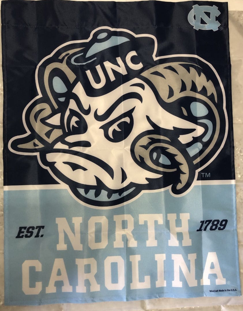 North Carolina Tar Heels Banner Throwback Logo heartlandflags