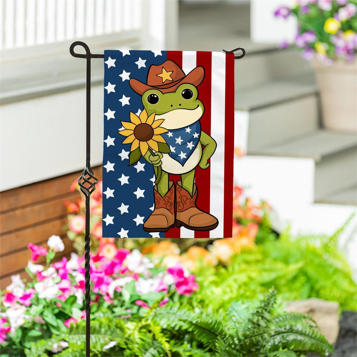 Star Spangled Cowboy Frog 2-Sided Burlap Garden Flag | 12.5 x 18 Inches heartlandflags
