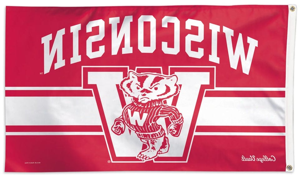 Wisconsin Badgers Vault Logo 3x5 Flag Throwback heartlandflags